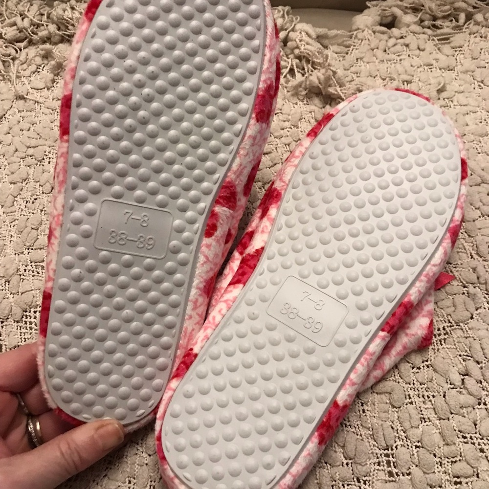 Slippers - Picture 2 of 2